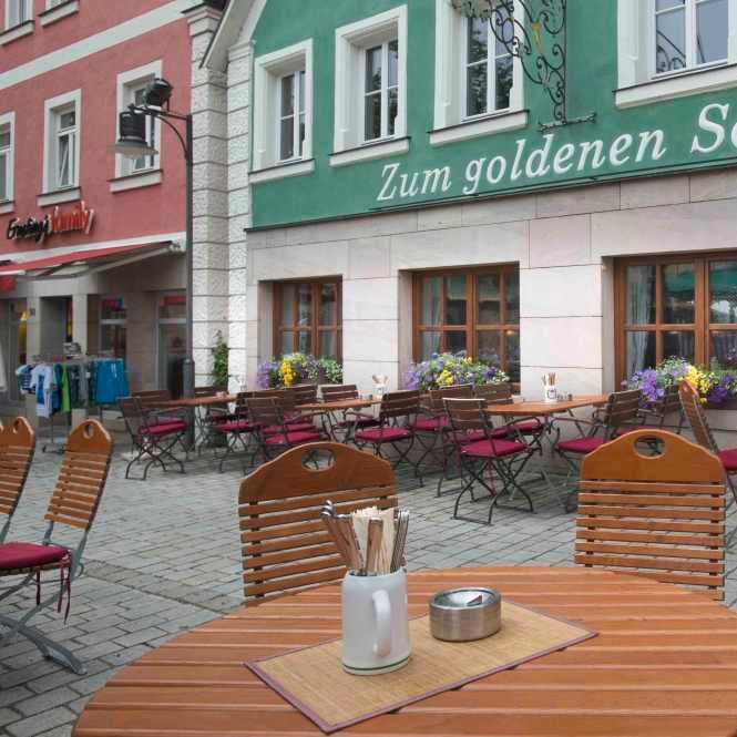 Restaurant "Zum goldenen Schwan Hr. Schnabel" in Roth