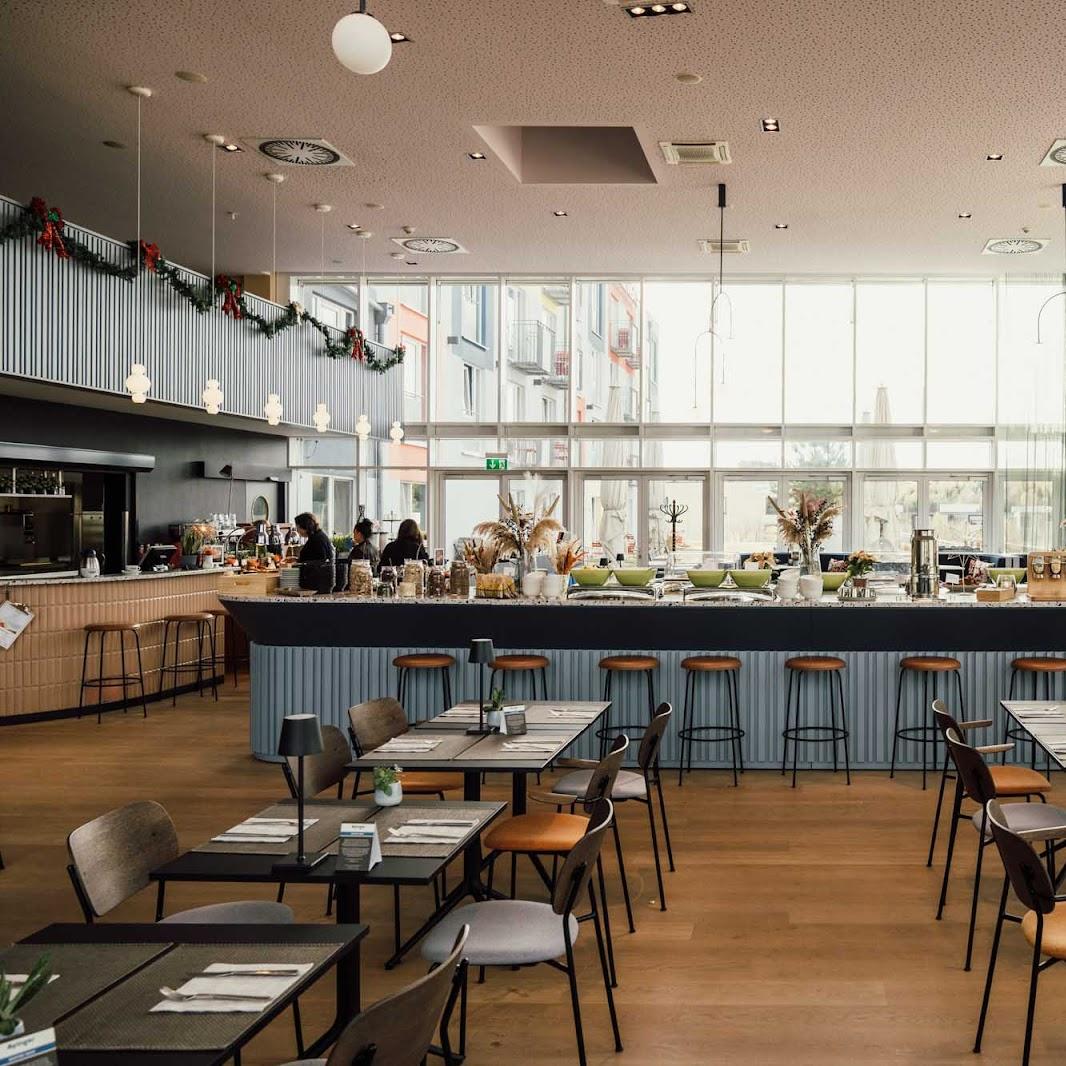 Restaurant "1st floor" in Brunnthal