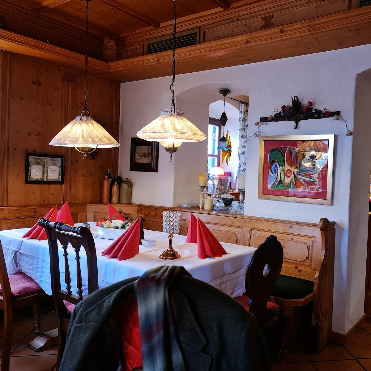 Restaurant "Beatrix Gemen Gasthof Altwirt" in Brunnthal