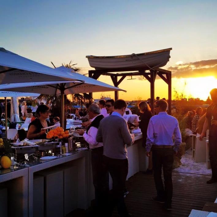 Restaurant "Sky & Sand Beachclub" in Hamburg