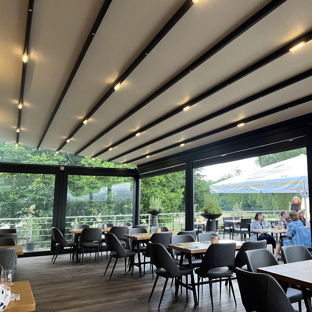 Restaurant "Molos - Restaurant & Café" in Kassel