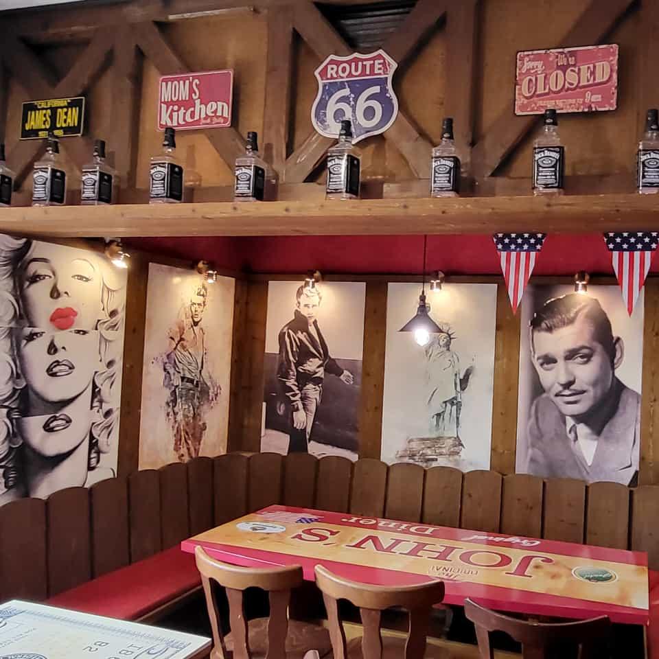 Restaurant "John