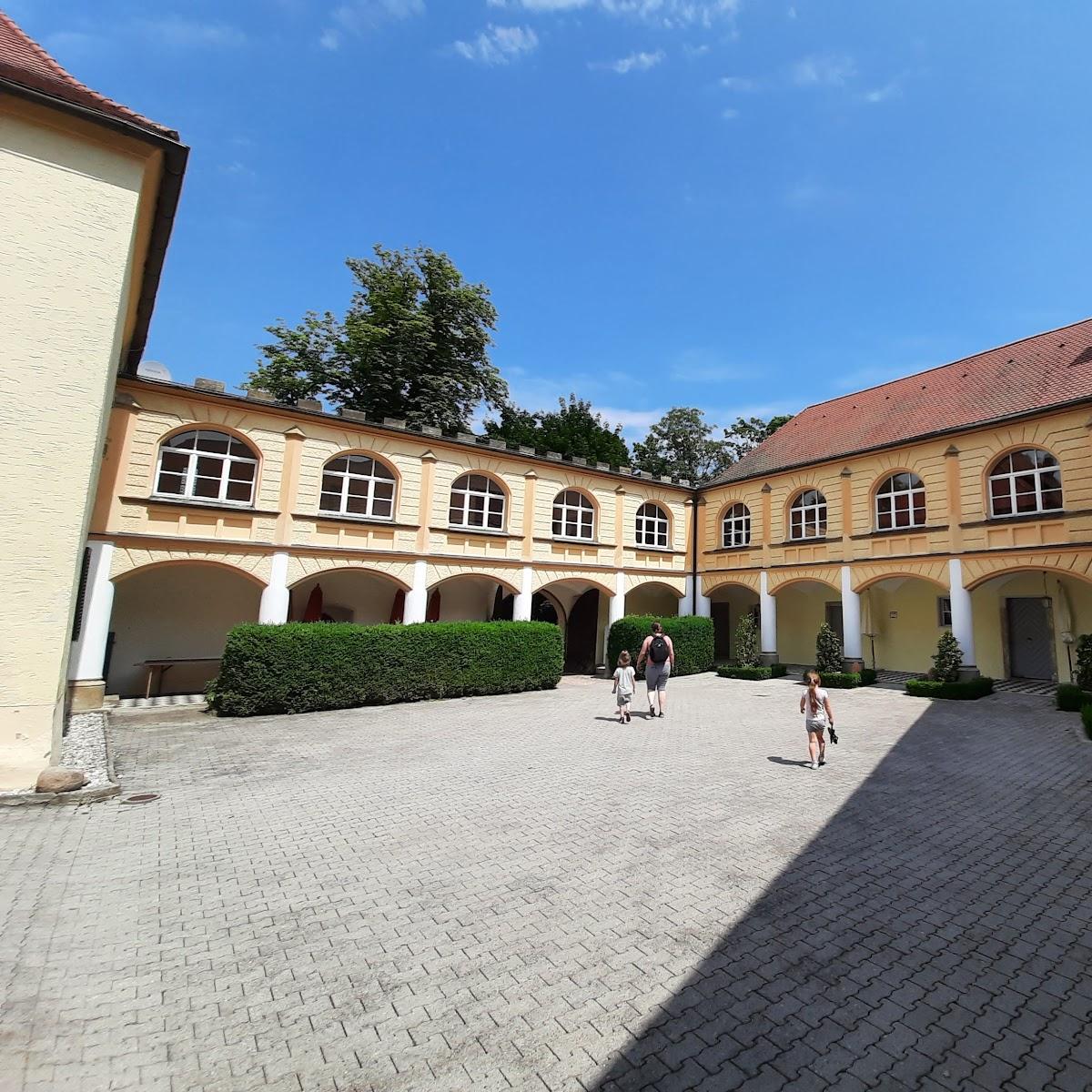 Restaurant "Schloß" in Guteneck