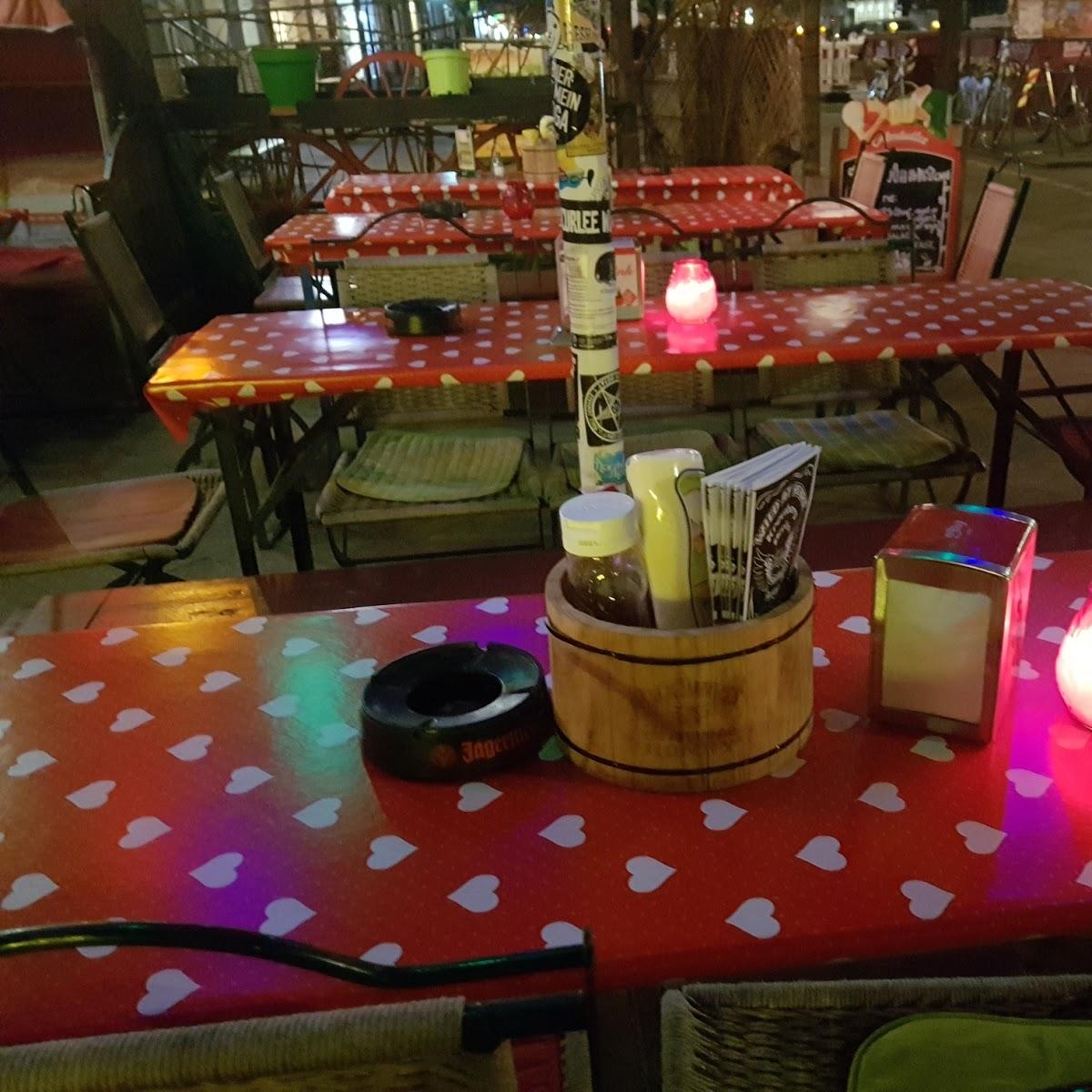 Restaurant "Tiki Heart Cafe" in Berlin