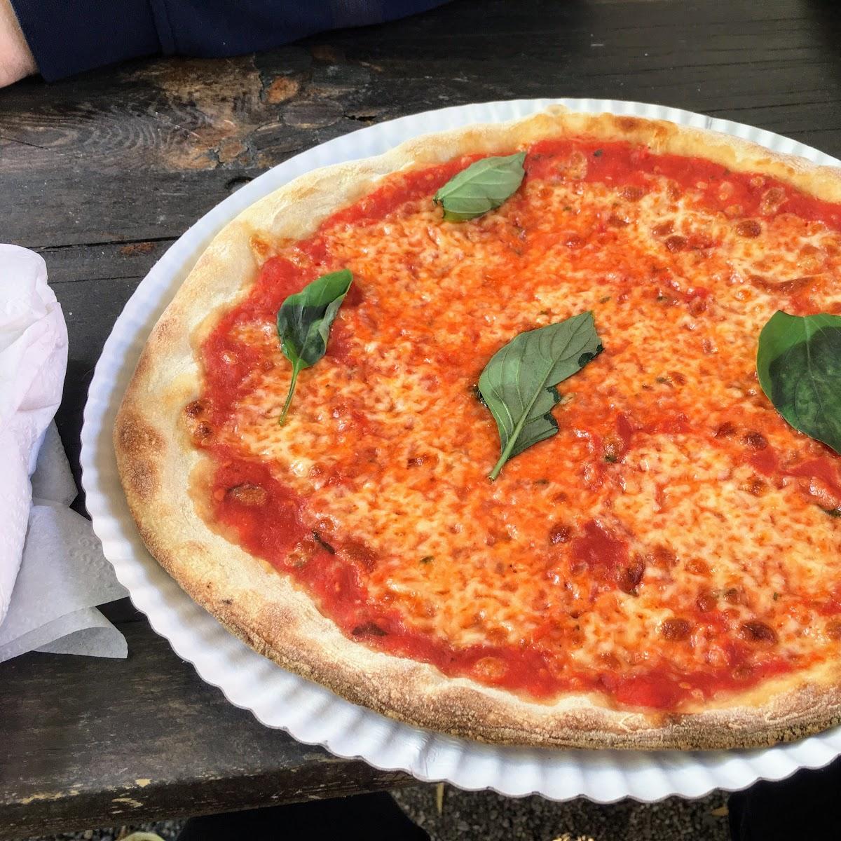 Restaurant "Pizzeria L