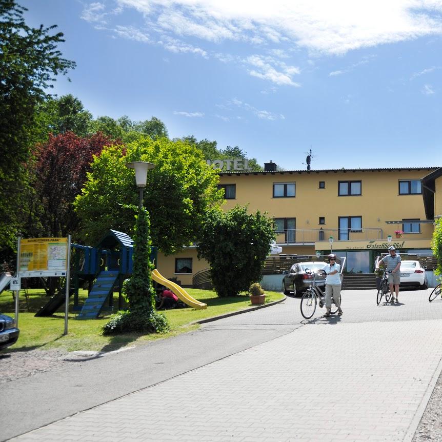 Restaurant "Waldhotel Felschbachhof" in Ulmet