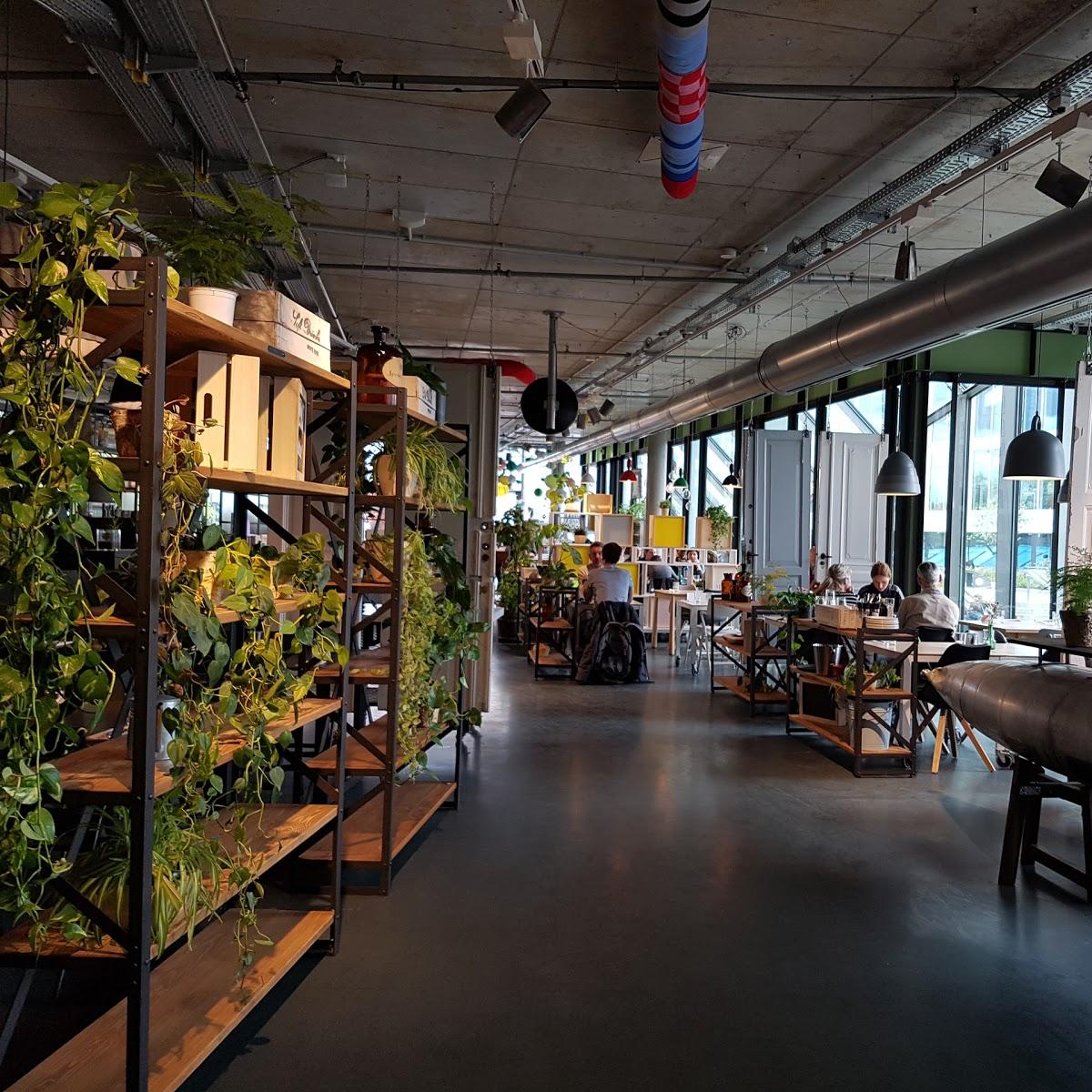 Restaurant "SUPER concept space" in Berlin