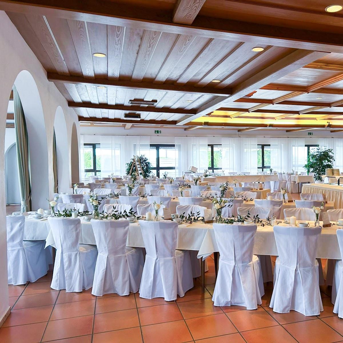 Restaurant "er Hof" in Schernfeld