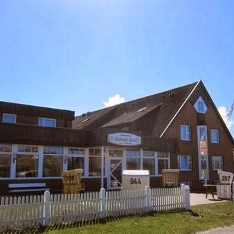 Restaurant "Strandhotel Achtert Diek" in Langeoog