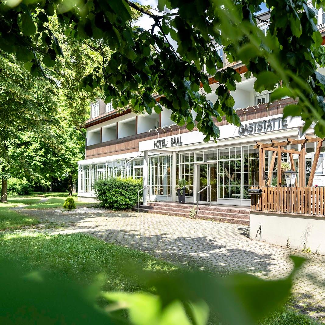 Restaurant "Feldmochinger Hof" in München