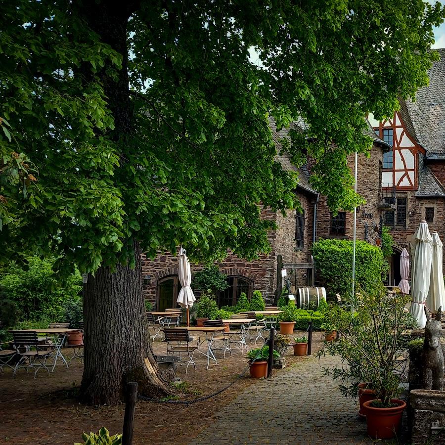 Restaurant "Burg Arras" in Alf