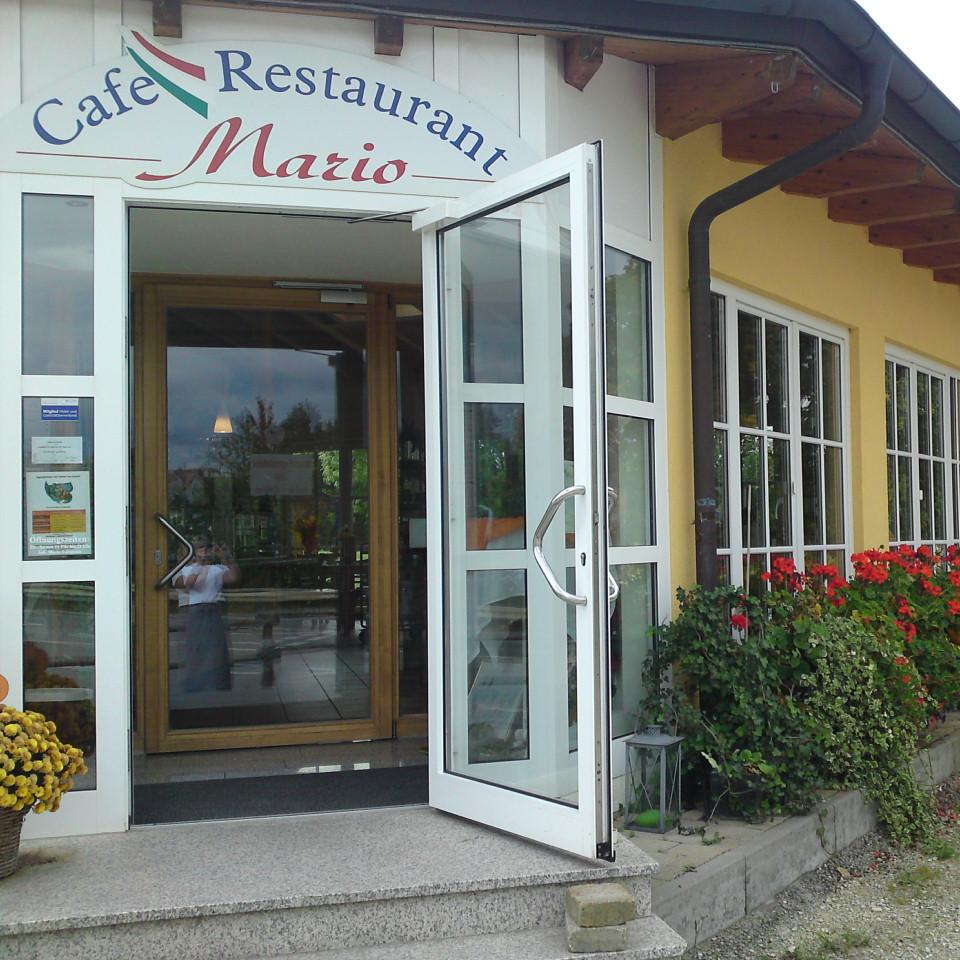 Restaurant "Marios Cafe & Restaurant" in Hülben