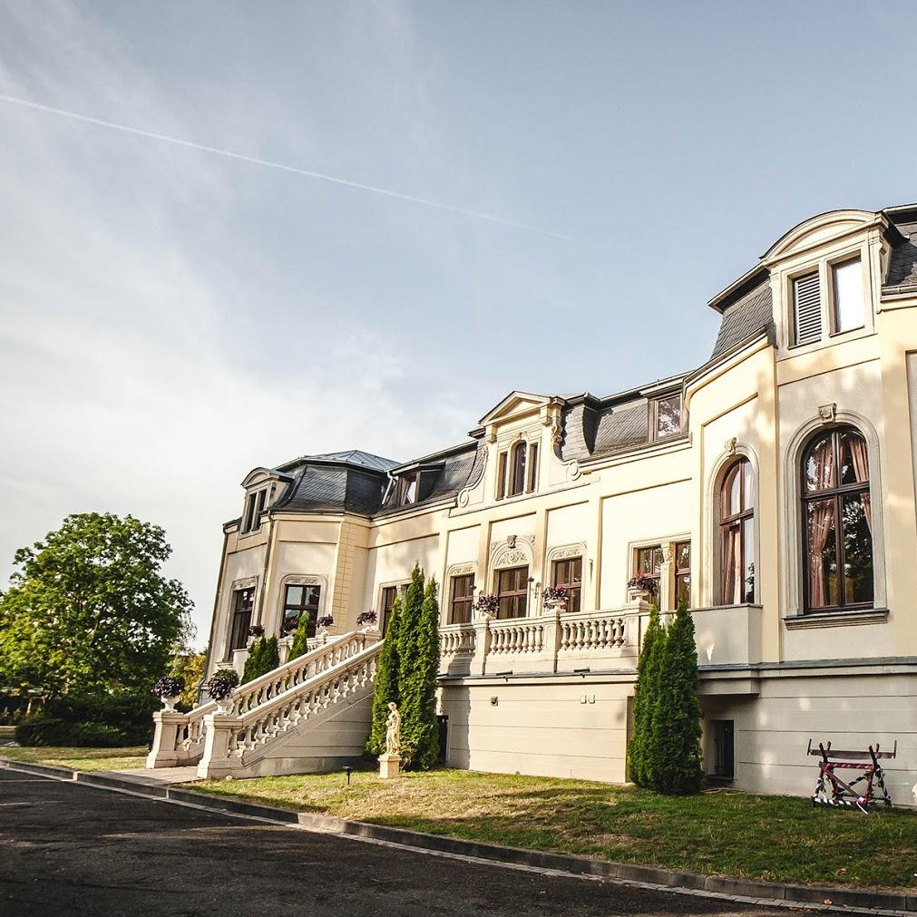 Restaurant "Hotel Schloss Breitenfeld | Tagungen, Hochzeiten & Übernachtungen" in Leipzig