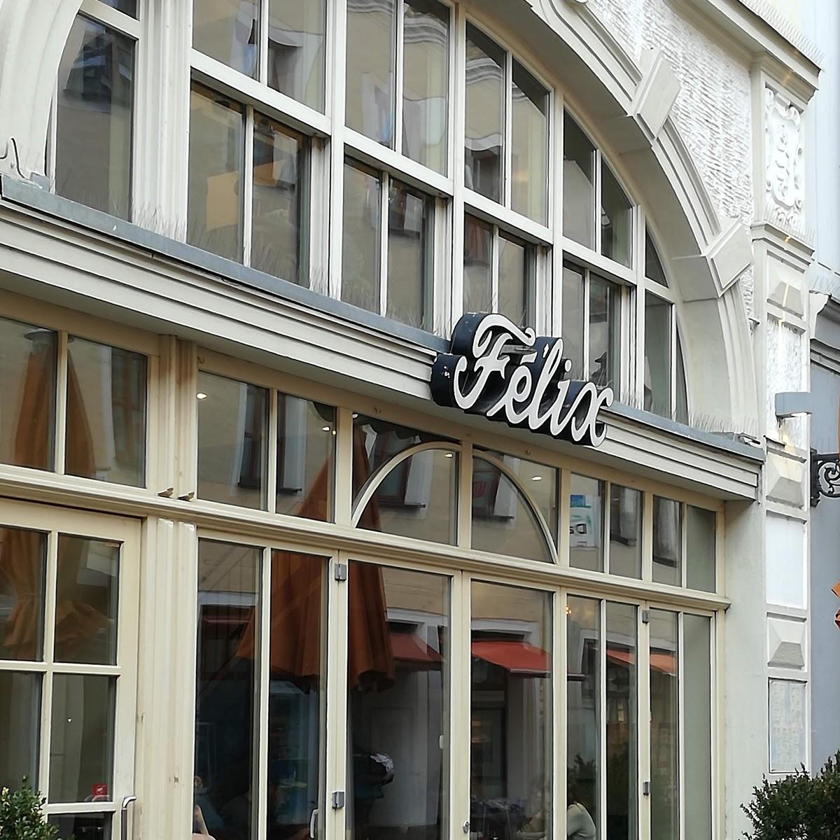 Restaurant "Cafe Felix" in Regensburg