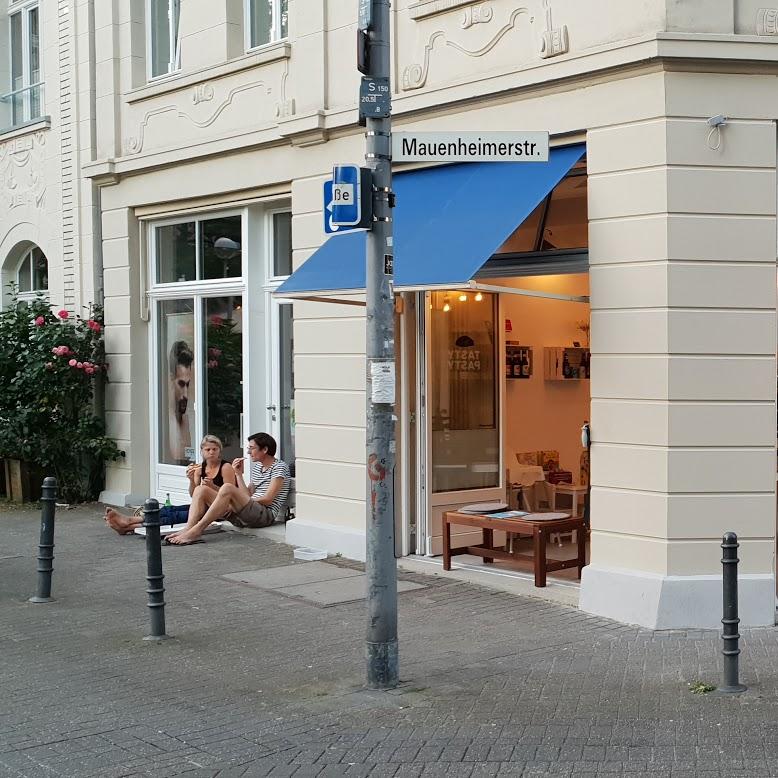 Restaurant "Tasty Pasty Co. – Britisches Café und Catering,  Nippes, Mauenheimer Strasse 28" in Köln