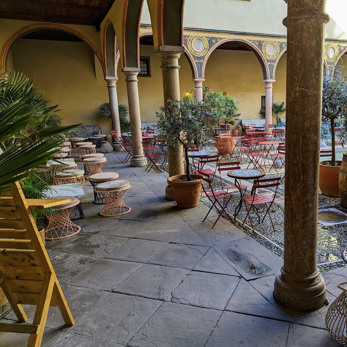 Restaurant "Damenhof" in Augsburg