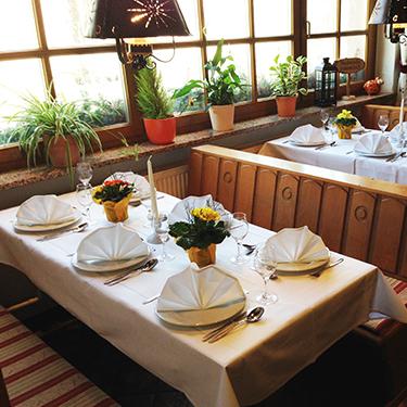 Restaurant "Metzgerei und Gasthaus  Zum Hirschen  Rodenhausen" in Eschau