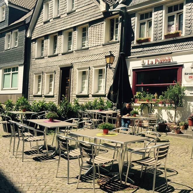 Restaurant "Osteria - Bar La Piazza - Vino- und Espressobar" in Mettmann