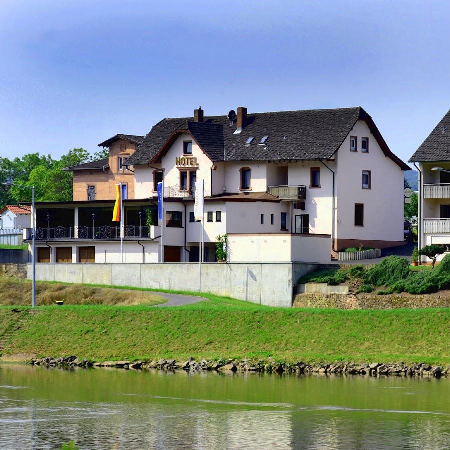 Restaurant "Hotel Straubs Schöne Aussicht" in Klingenberg am Main