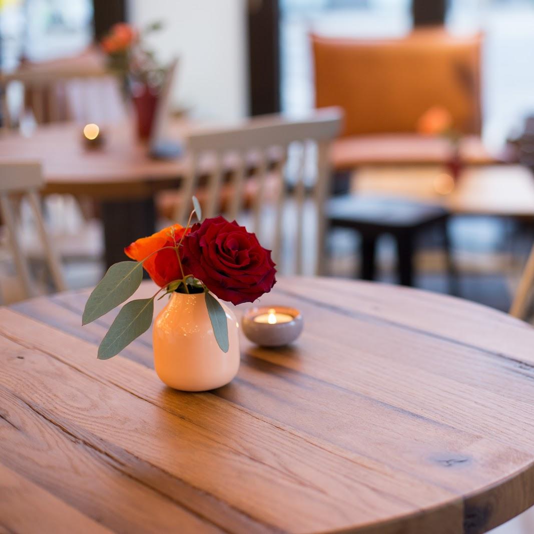 Restaurant "Rose Garden" in Berlin