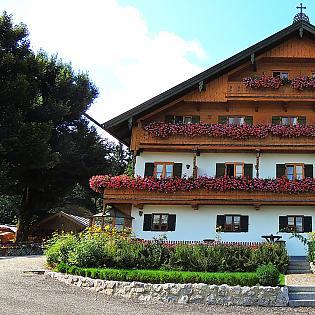 Restaurant "Landgasthof Fischbach" in Wackersberg