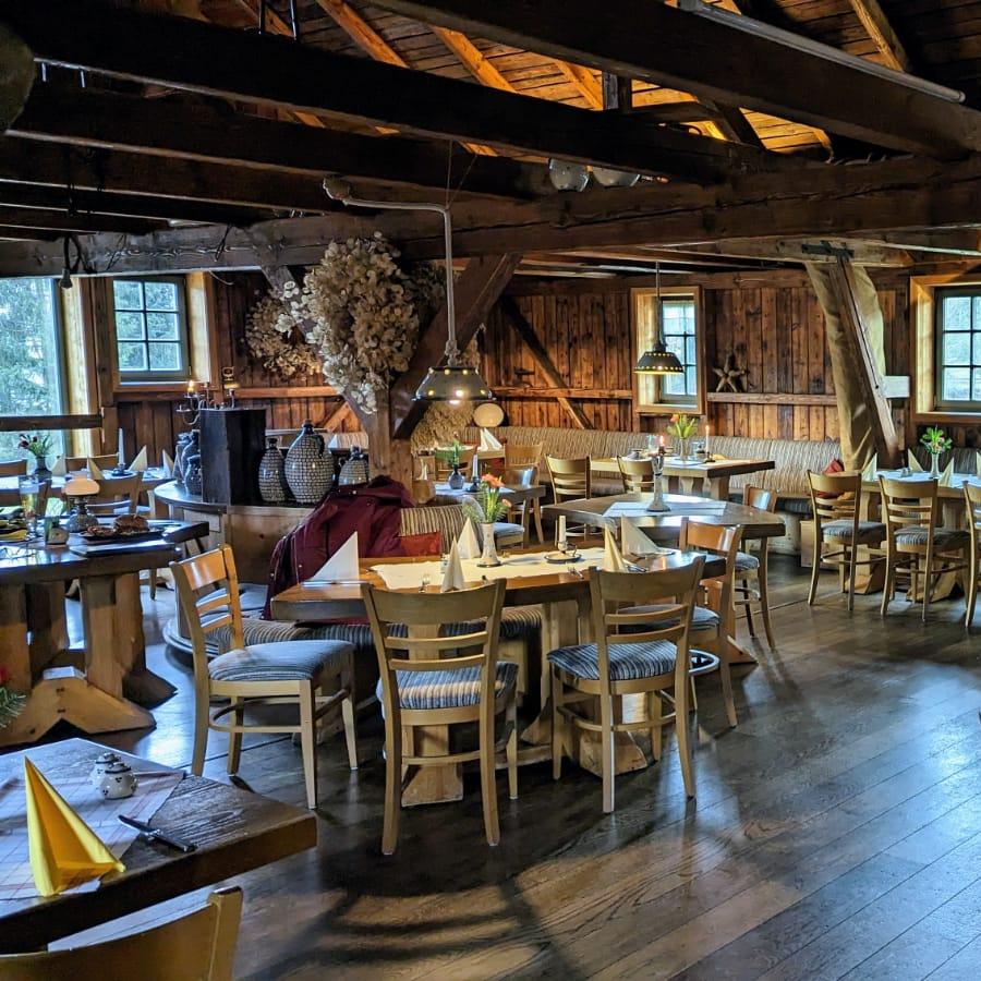 Restaurant "Topfmarktscheune" in Burkhardtsdorf