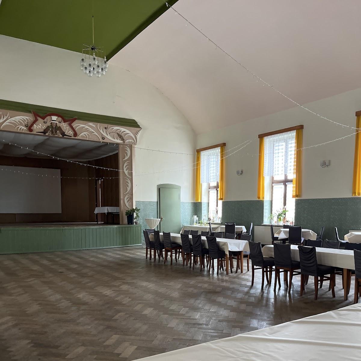 Restaurant "Gaststätte Zum Löwen" in Lichtentanne