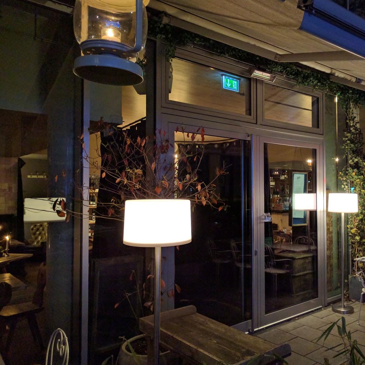 Restaurant "Hoiz Neo-Brasserie" in München