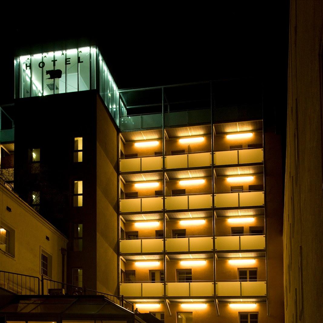 Restaurant "Hotel Schwarzer Bär" in Linz