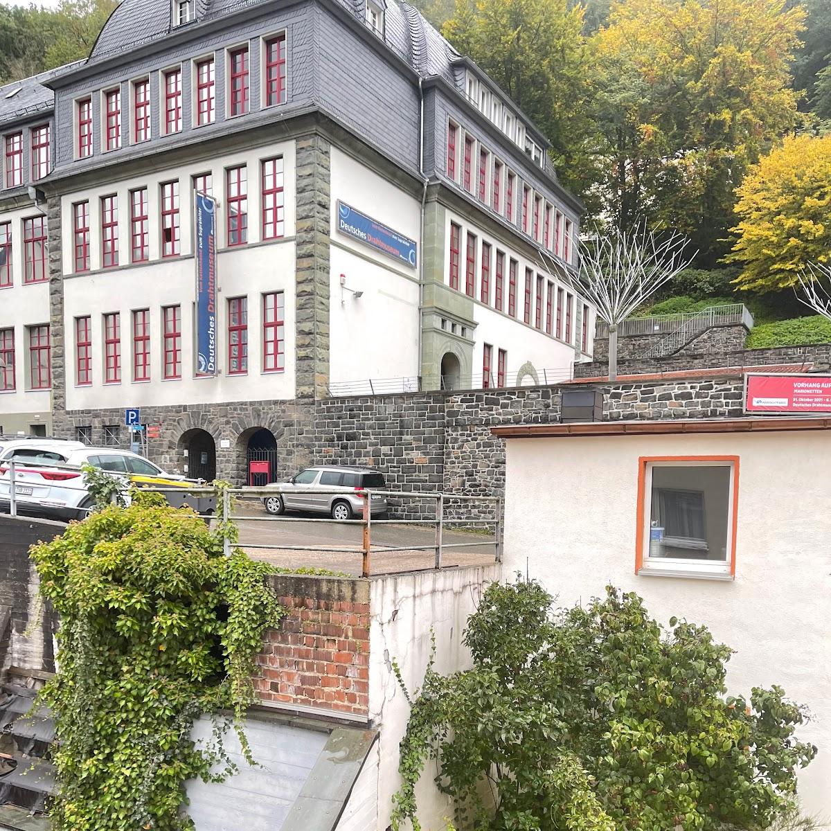 Restaurant "Hotel am Markt ( EZ ab.45EUR; DZ ab.65 EUR )" in Altena