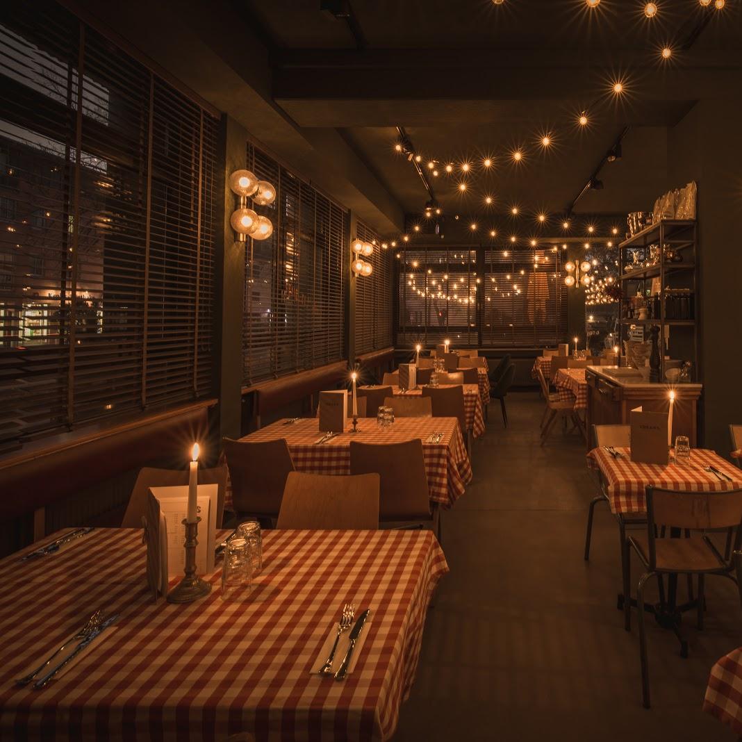 Restaurant "Trattoria Sorano" in Regensburg