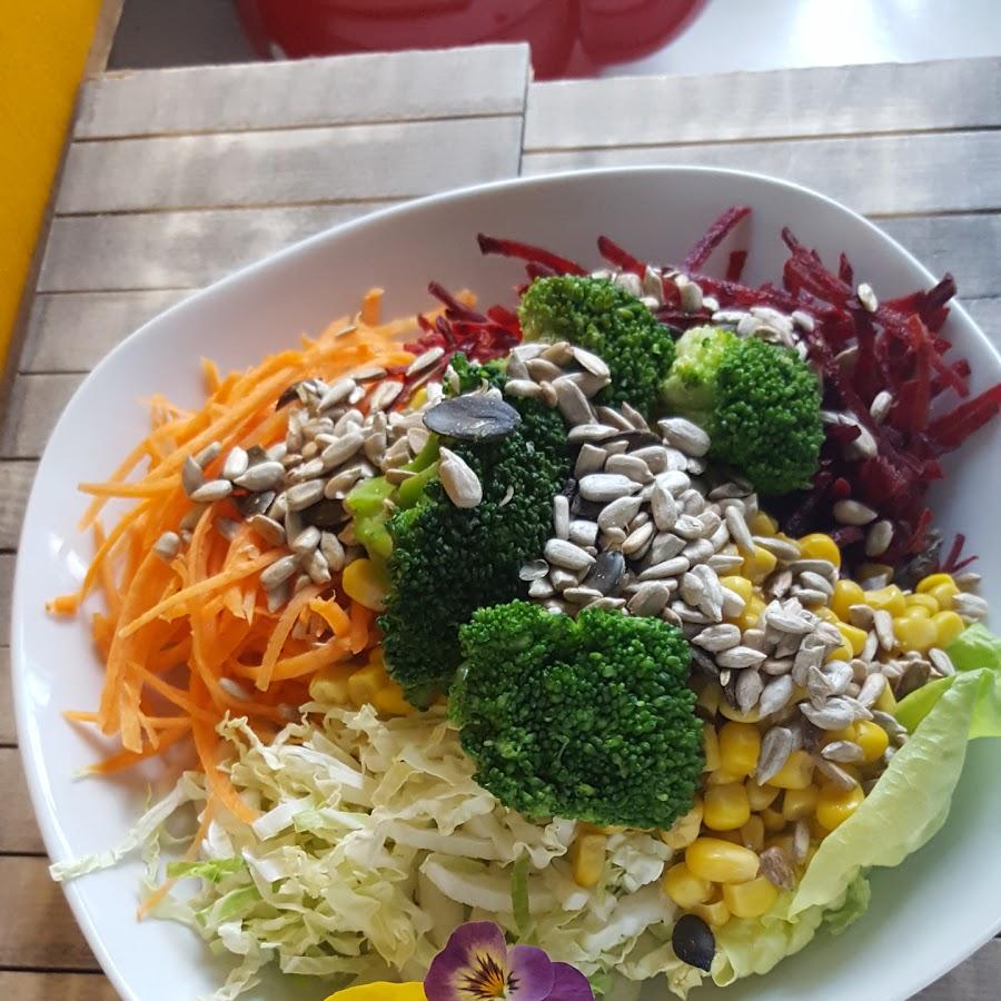 Restaurant "Salatbar" in Detmold