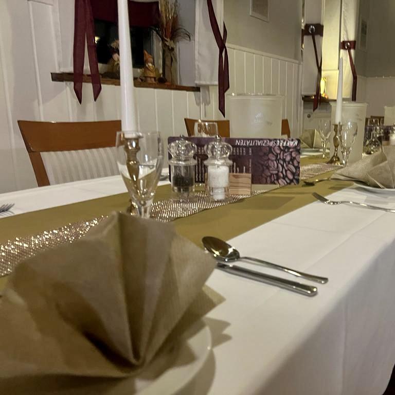 Restaurant "Gasthaus zum Dorfkrug" in Elsteraue