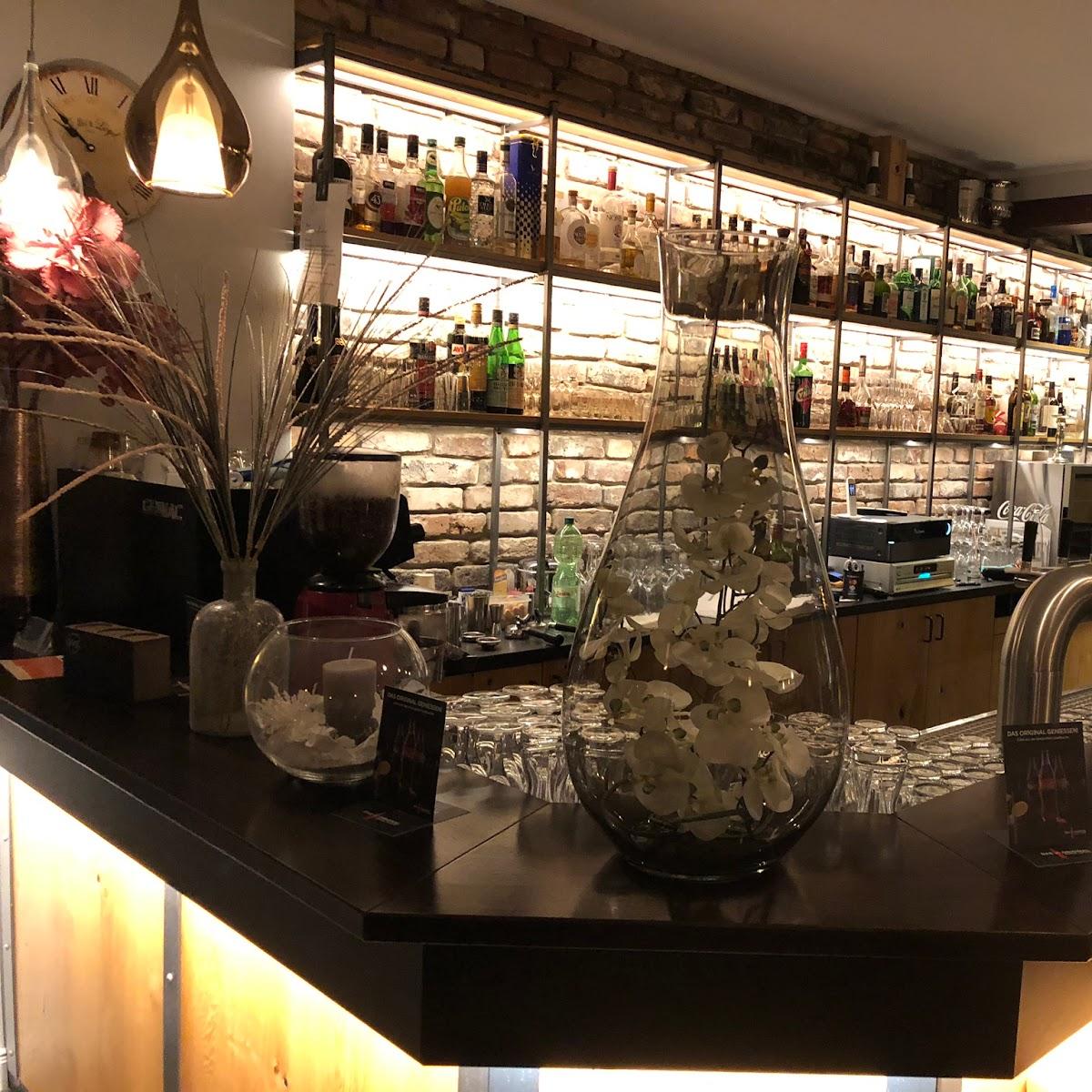 Restaurant "Vier Rheindörfer" in Köln