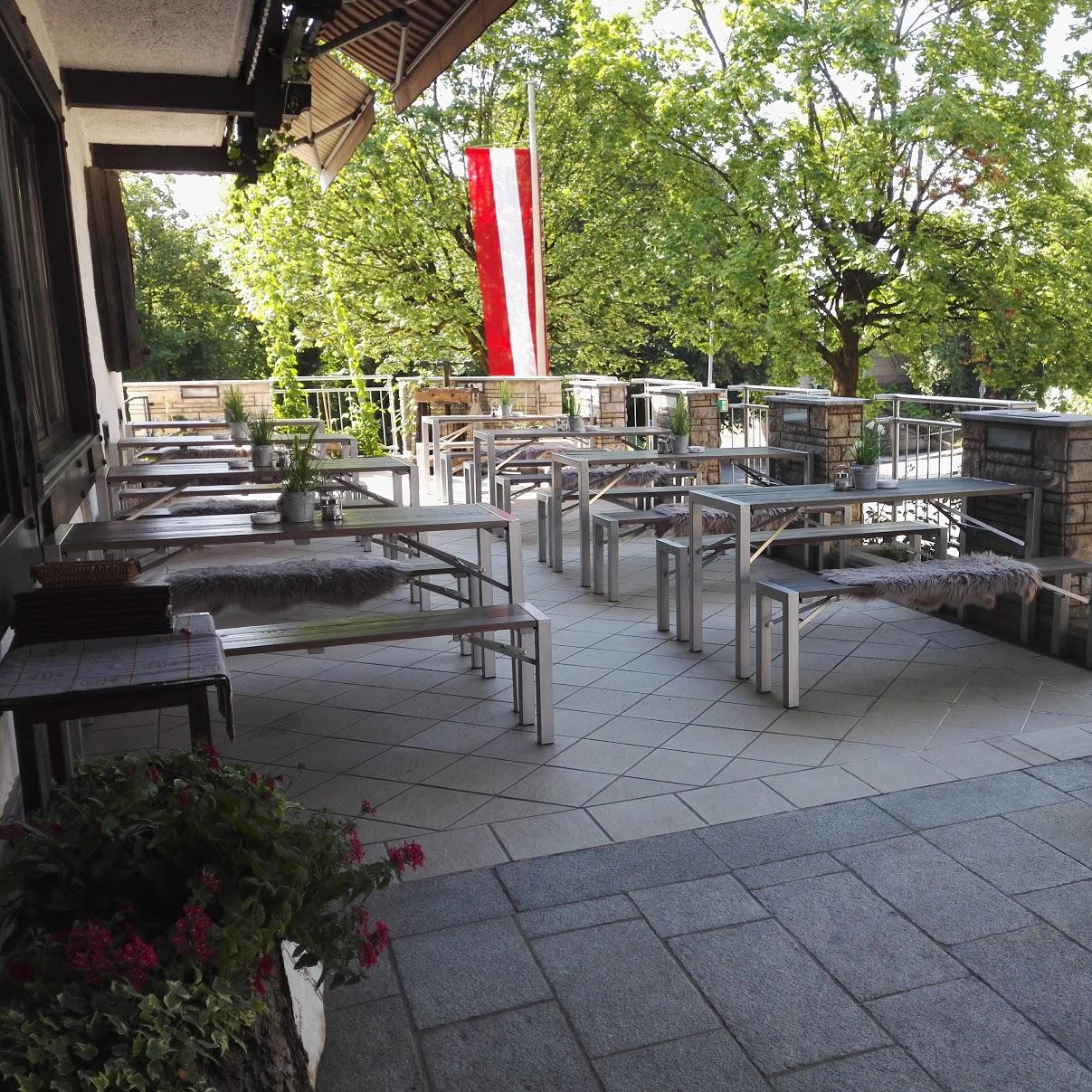 Restaurant "Gasthof Hirschenwirt" in Seekirchen am Wallersee