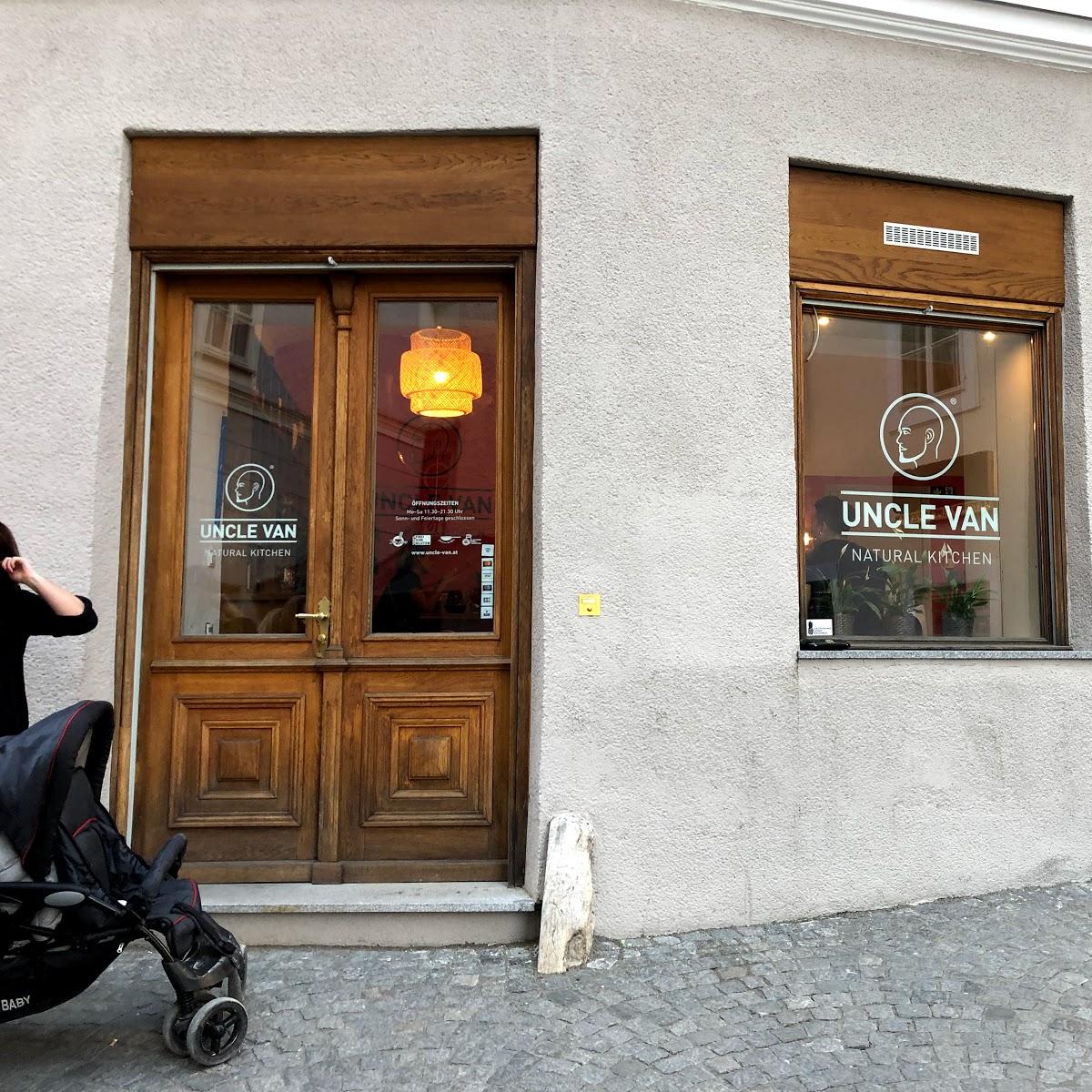 Restaurant "UNCLE VAN-Steingasse" in Salzburg