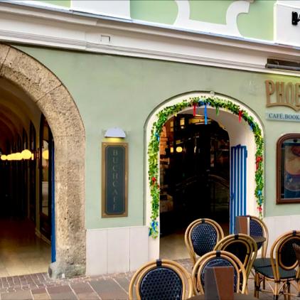 Restaurant "Phoenix Book Café" in Klagenfurt am Wörthersee