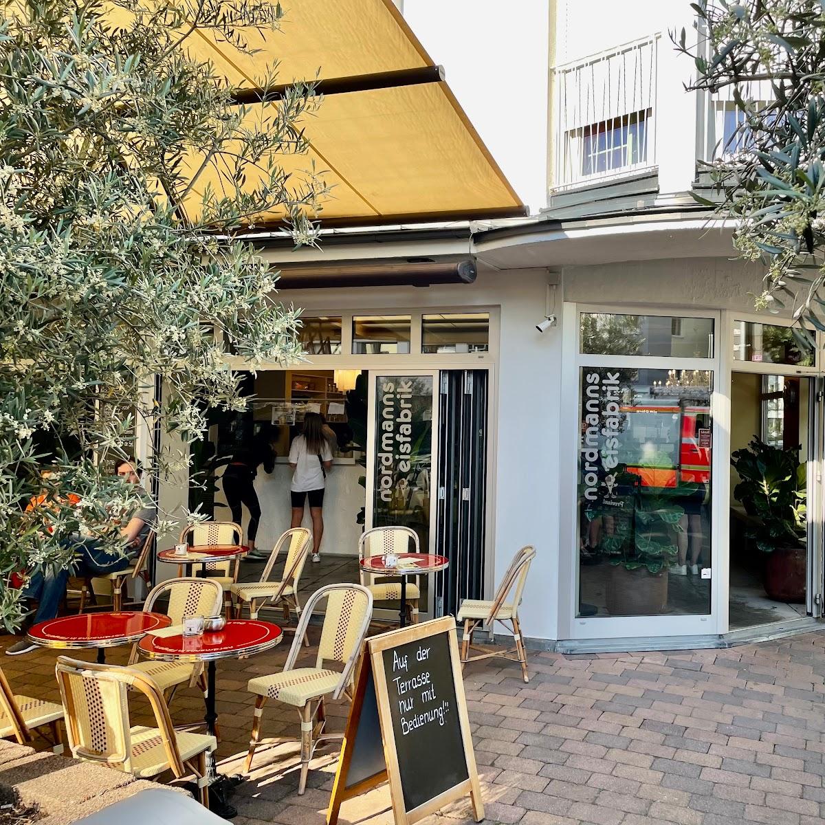 Restaurant "nordmanns eisfabrik GmbH" in Düsseldorf