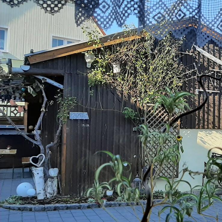 Restaurant "Schlosshof-Zoigl - Zoiglstube u. Ferienwohnung" in Windischeschenbach