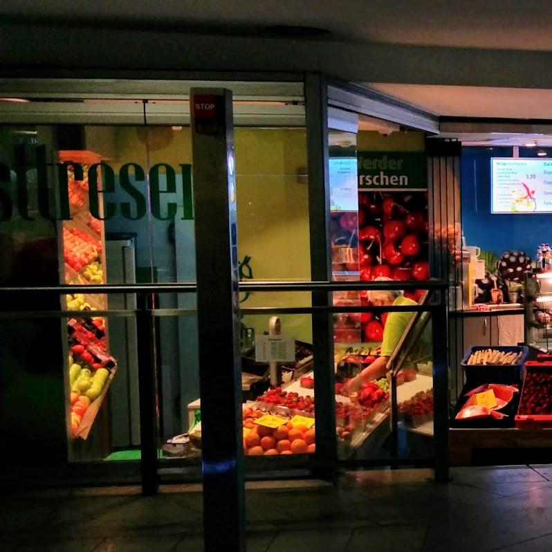 Restaurant "McConell’S OBSTTRESEN" in Berlin