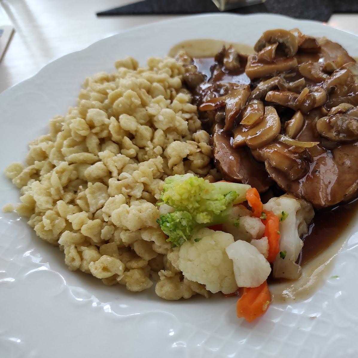 Restaurant "Gasthaus zur Traube" in Neuburg an der Kammel