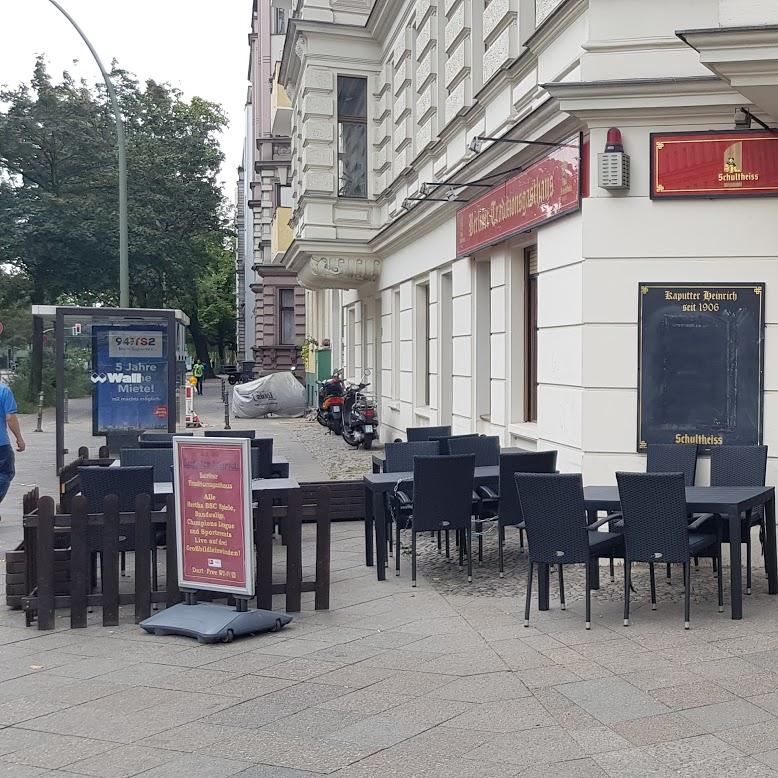 Restaurant "Kaputter Heinrich" in Berlin