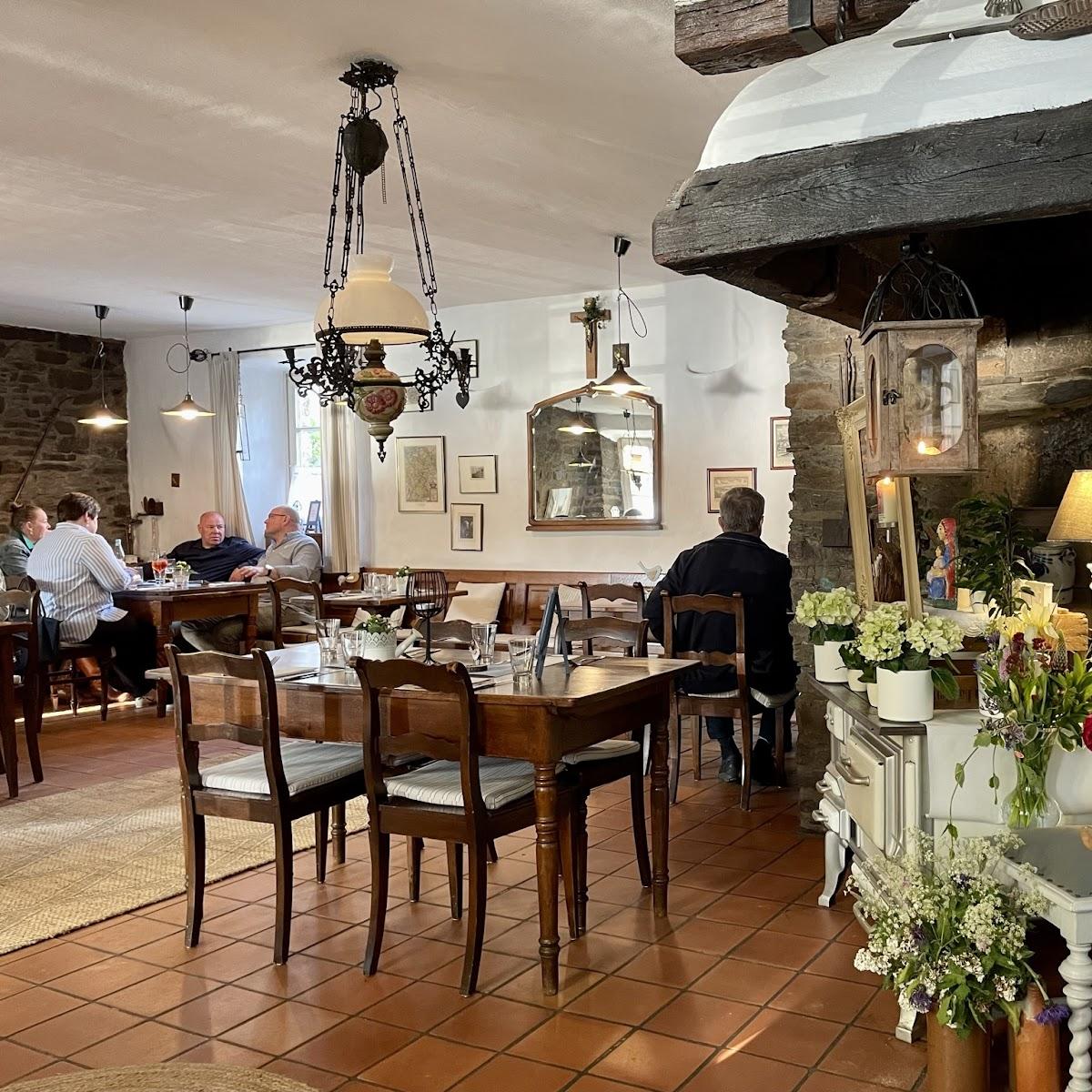 Restaurant "Turmgasthaus Burg Thurant" in Alken