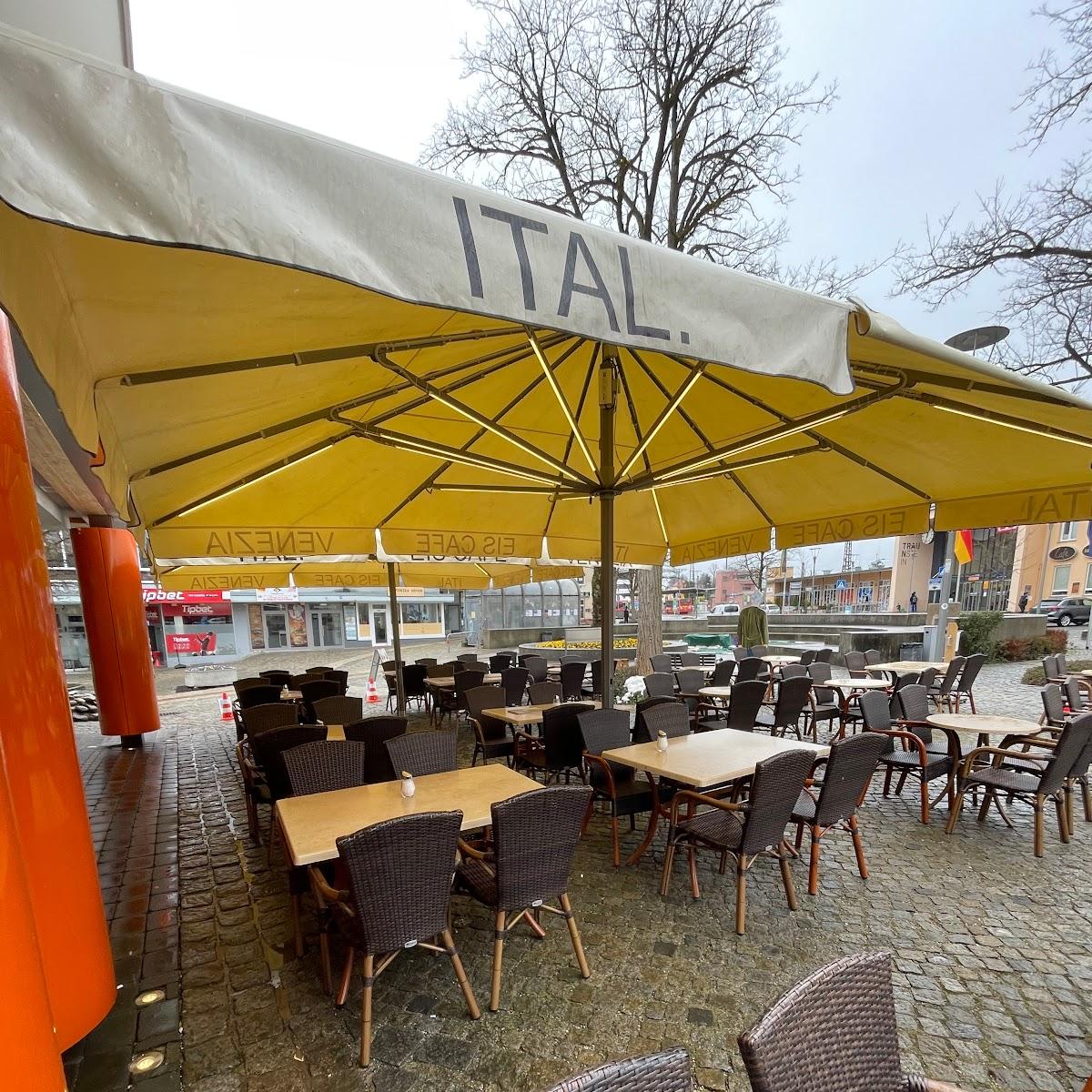 Restaurant "Eiscafé Venezia" in Traunstein