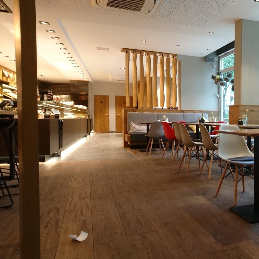 Restaurant "Konditorei-Snackeria Vor Ort" in Gauting