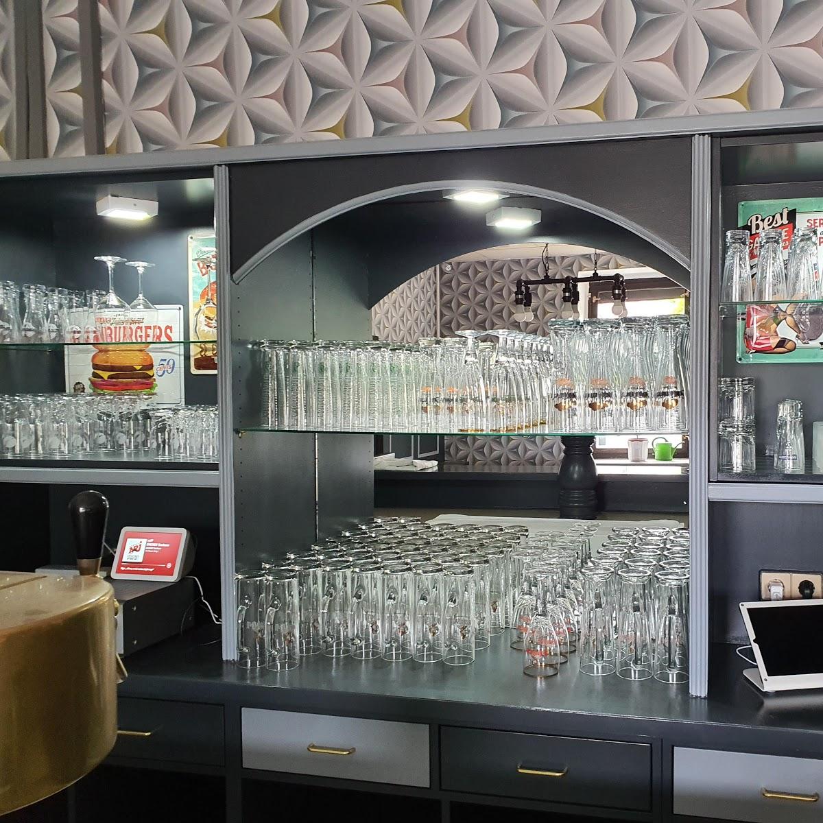 Restaurant "Tomys Diner" in Schönwölkau