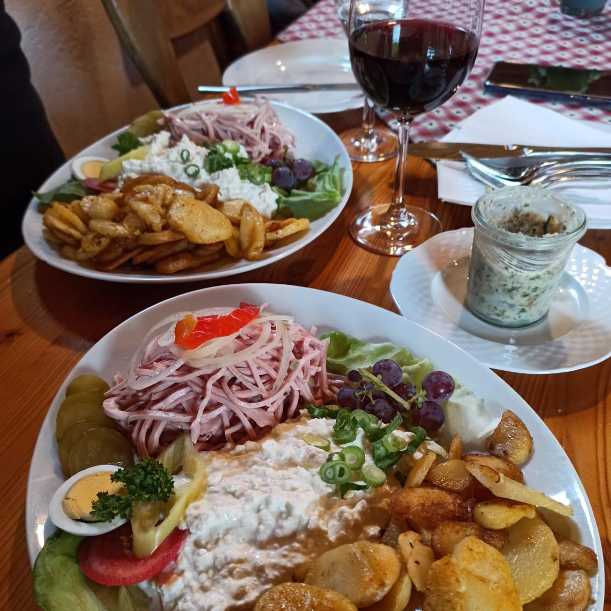 Restaurant "Weingut Herztal, Inh. Müller U. und H." in Oberkirch