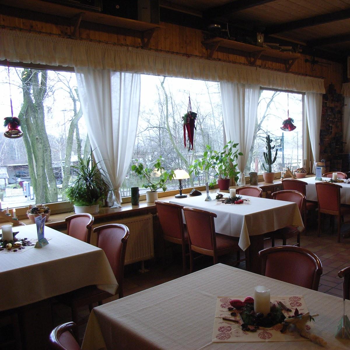 Restaurant "Restaurant & Café  Pavillon  " in Petersberg