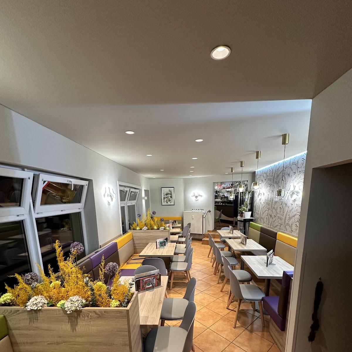 Restaurant "Eiscafé Center" in Herdorf