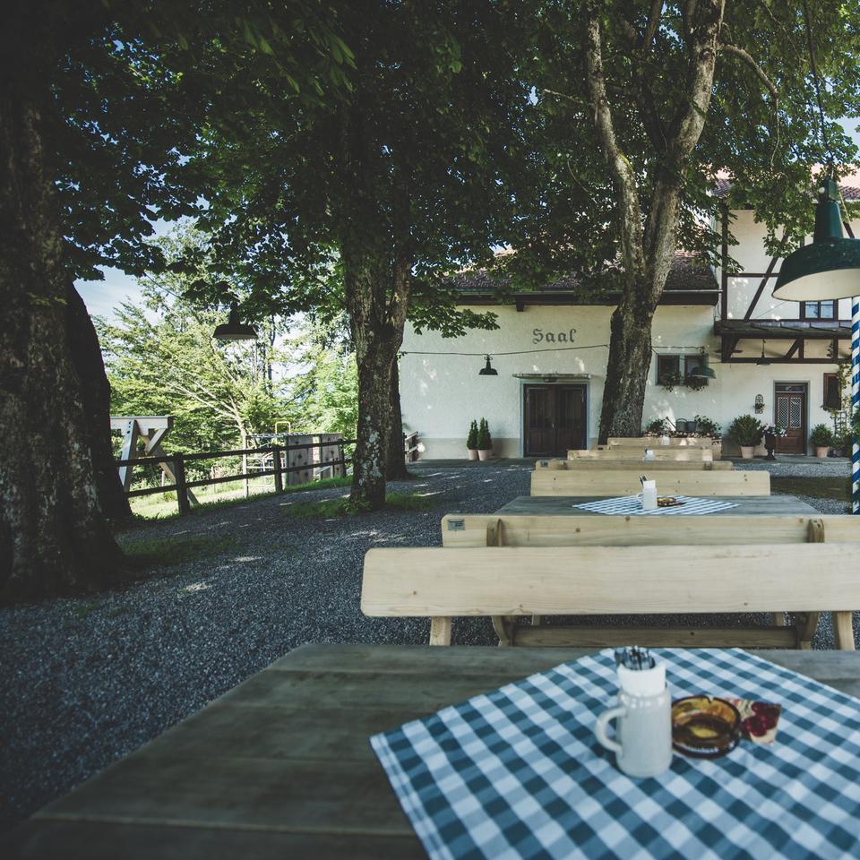 Restaurant "Alpengasthof Hochberg" in Traunstein